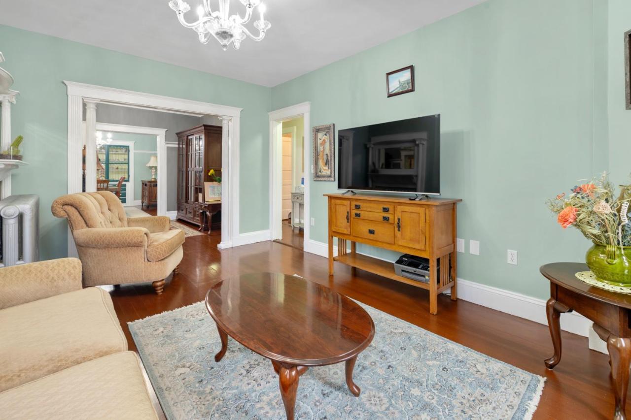 Bright & Spacious 2Br Apartment, Mins From Downtown Boston, Parking Εξωτερικό φωτογραφία