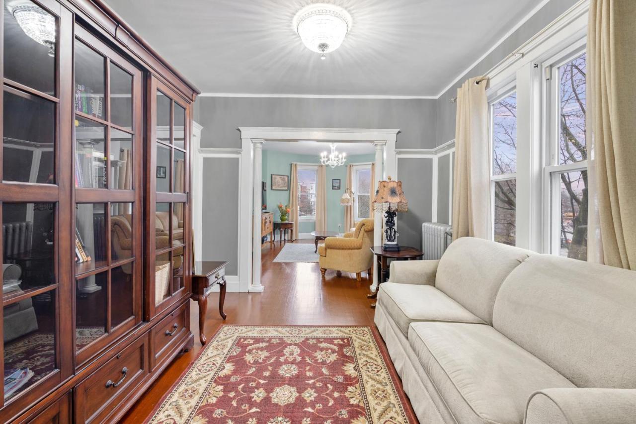Bright & Spacious 2Br Apartment, Mins From Downtown Boston, Parking Εξωτερικό φωτογραφία